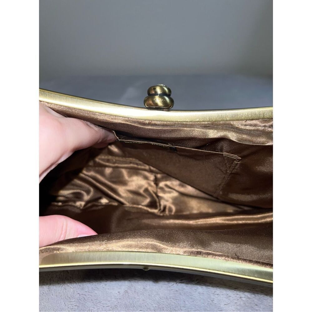 Women’s VTG Floral Clutch Brown with Embroidery - Picture 7 of 12